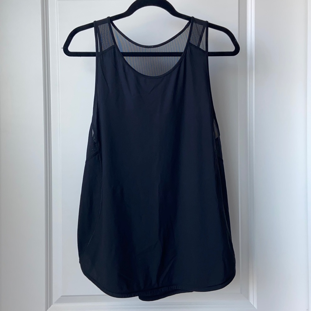 Lululemon black training tank